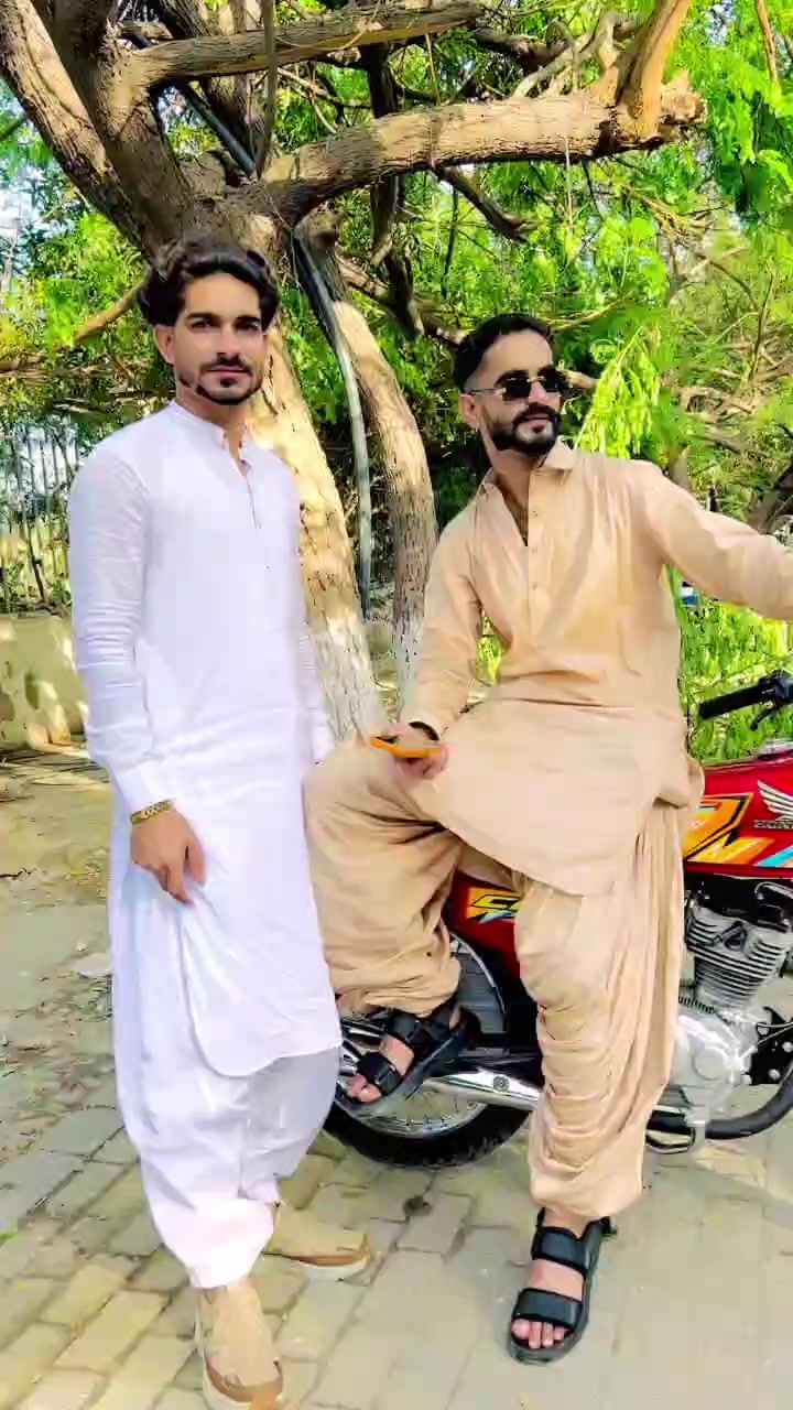 @𝙔𝙖𝙨𝙤𝙤 𝙇𝘼𝘿𝙇𝘼 ✌🏼