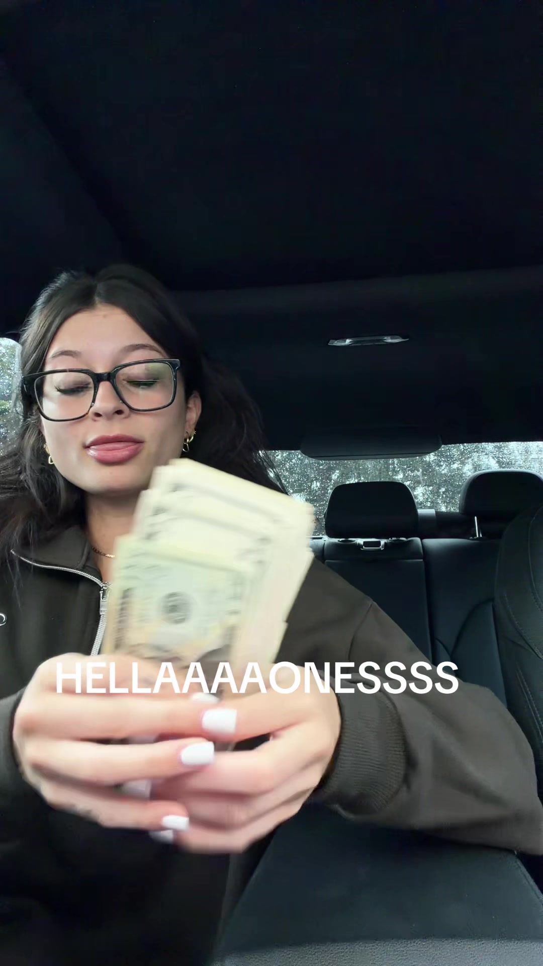 @ella bella