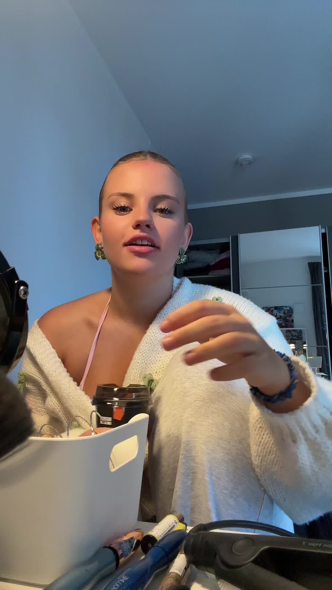 @nila🌟