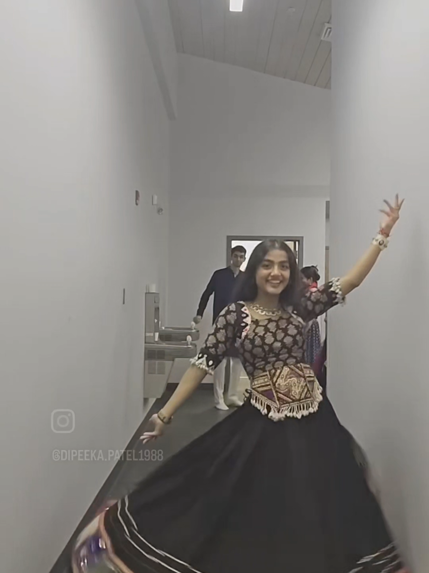 @dipeeka