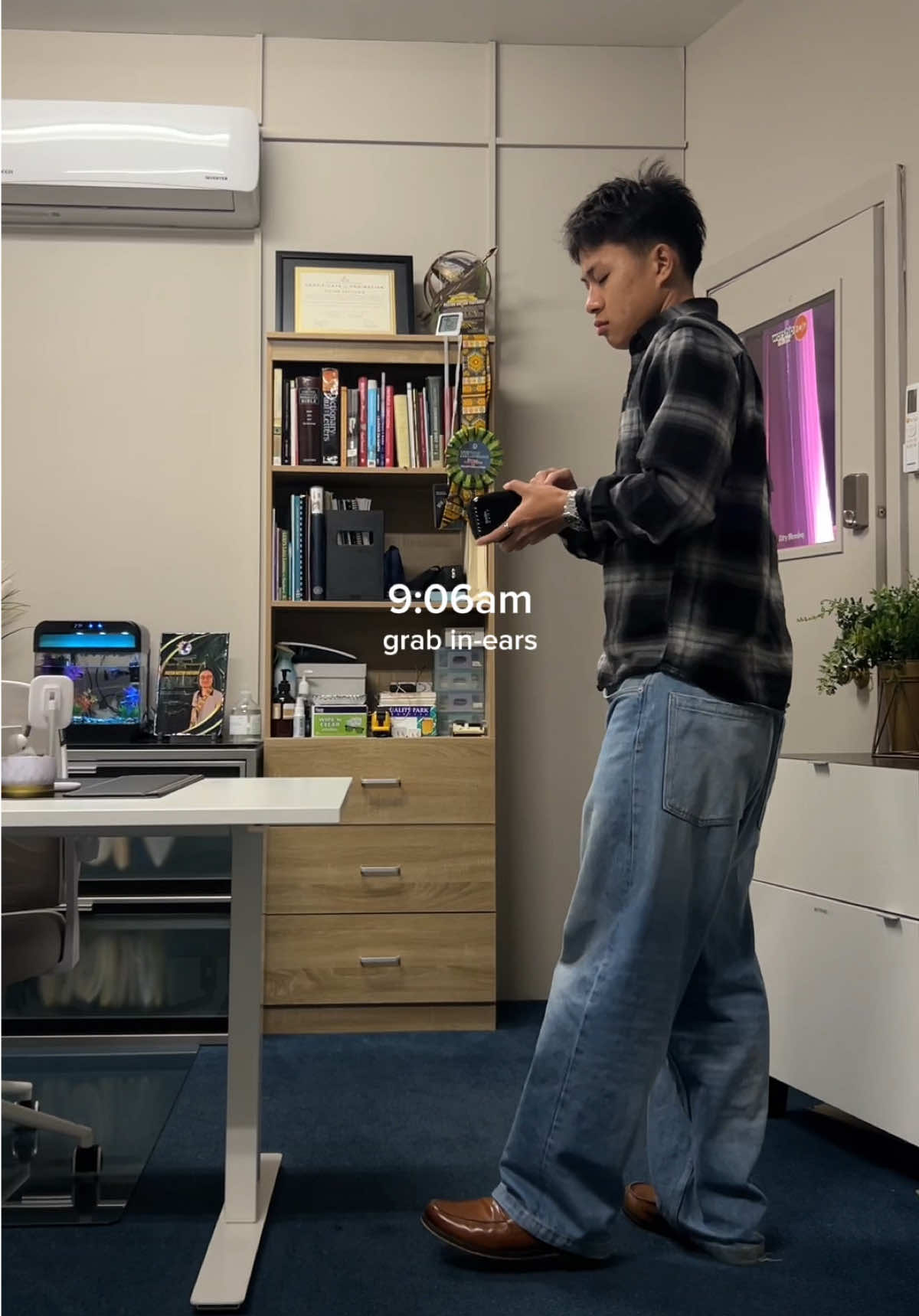 @caleb 🥱
