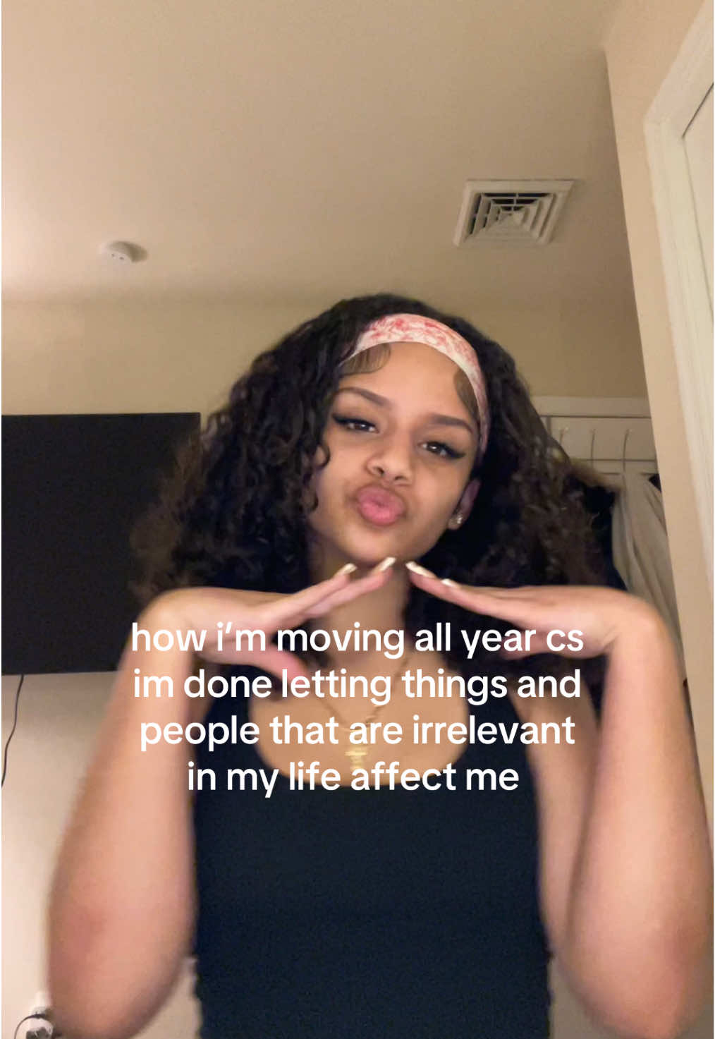 @⃟