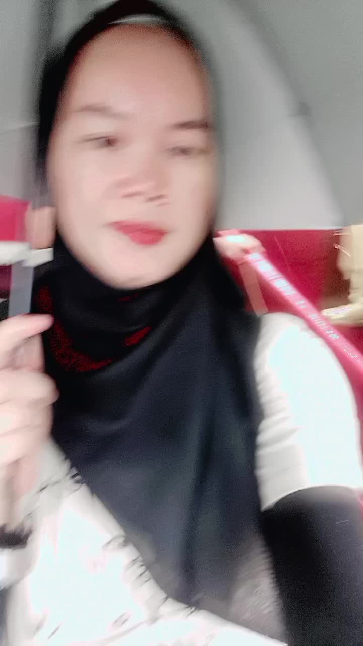 @Shakira putry