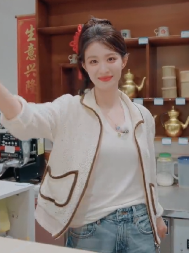 @Yanie