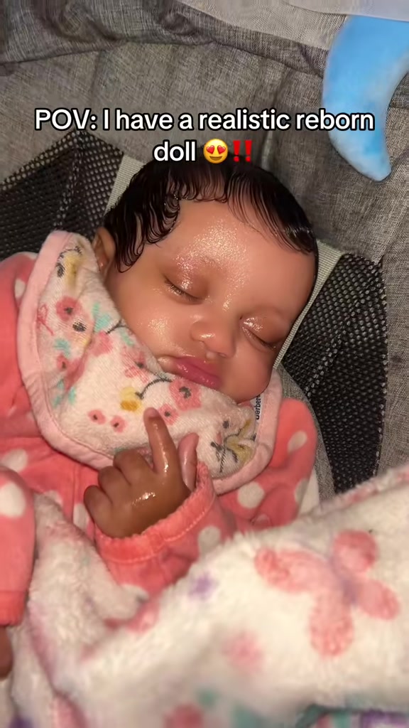 @itsAshuntii