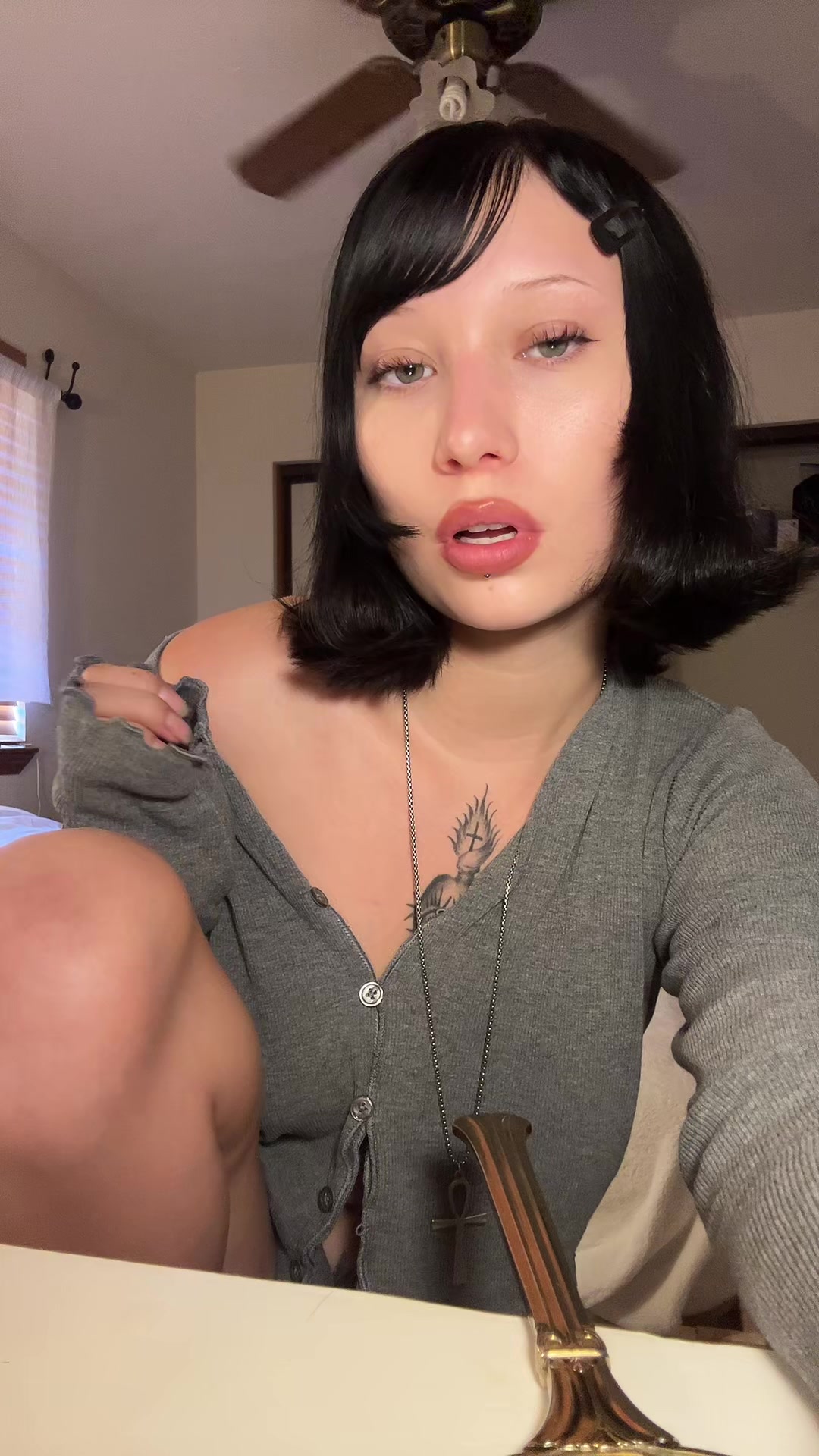 @crucifixsix