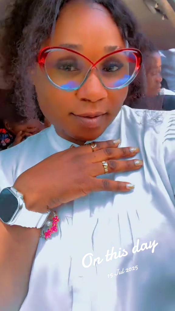 @Abuburokosua
