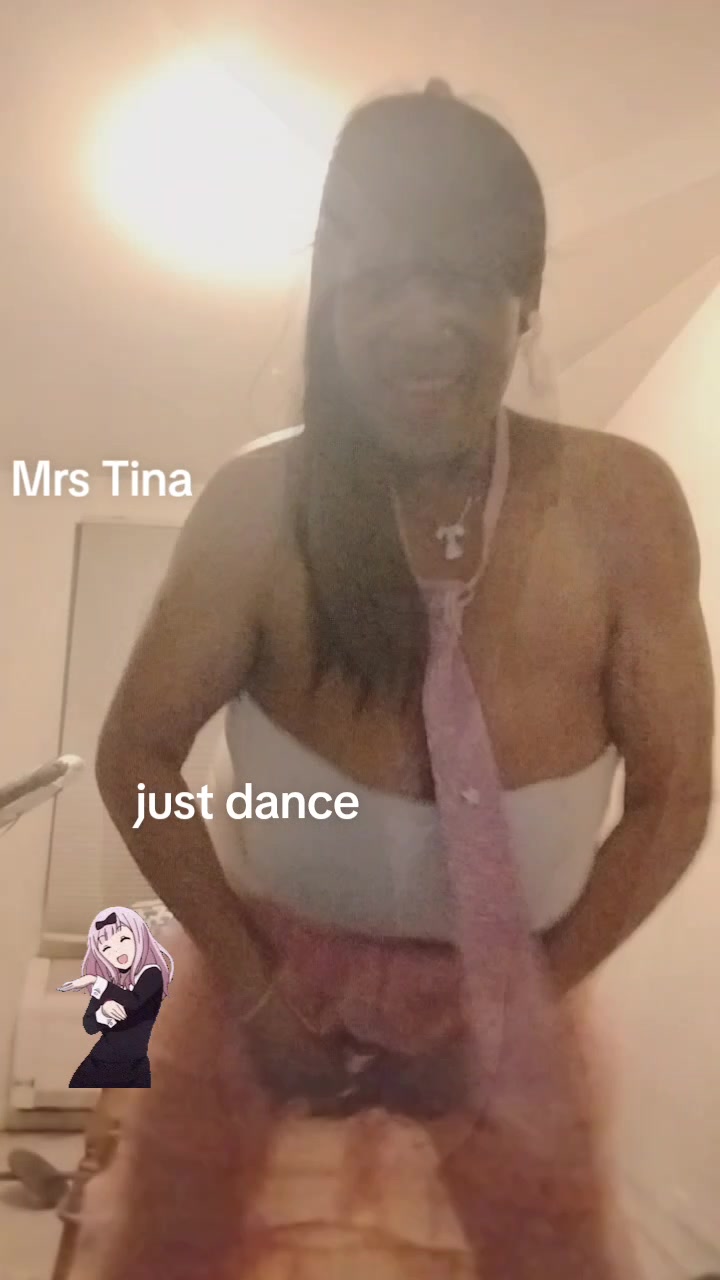 @MrsTina 💋