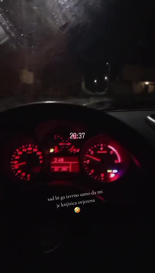 @ŔªMĶƐ🦅