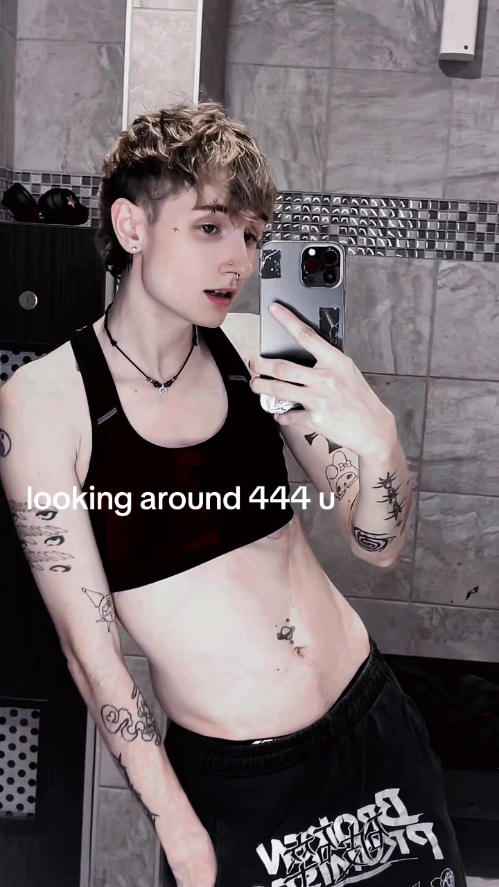 @𝕷