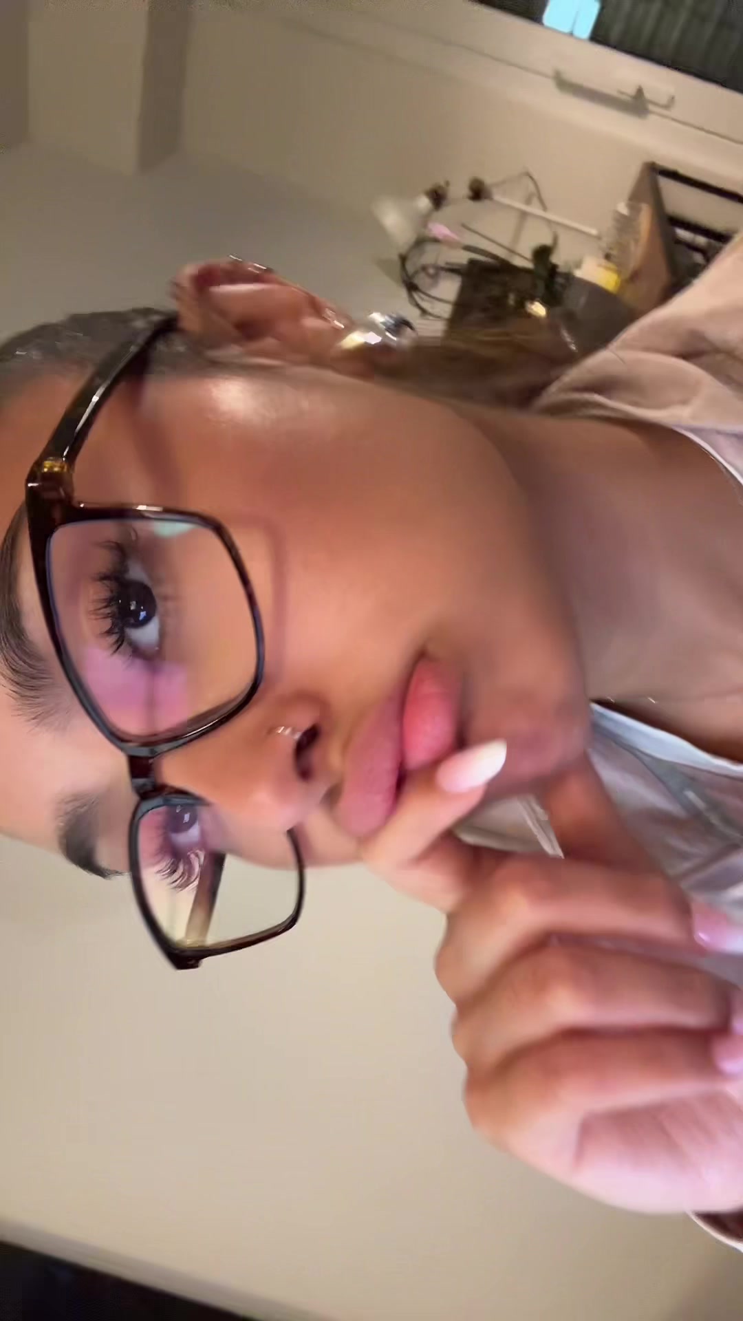 @ANIKA