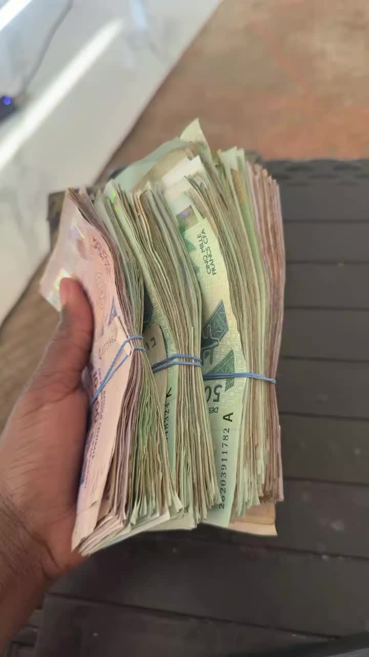 @Birou🇸🇳🇨🇳🇪🇸🇳🇱