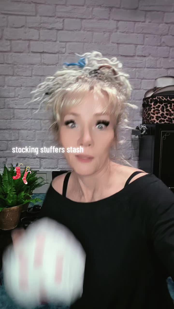 @𝕮𝖍𝖗𝖎𝖘𝖙𝖎𝖓𝖆