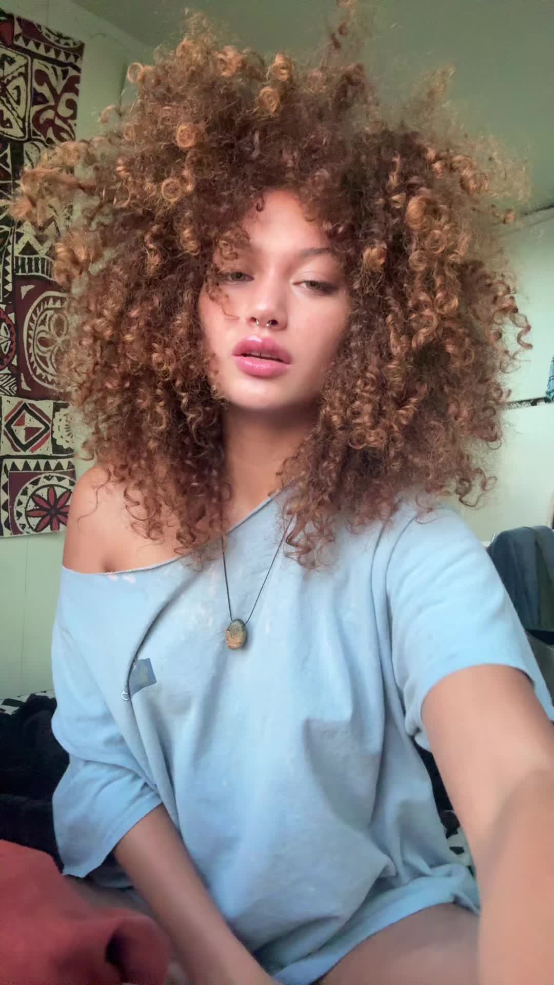 @caitlinkahaloa