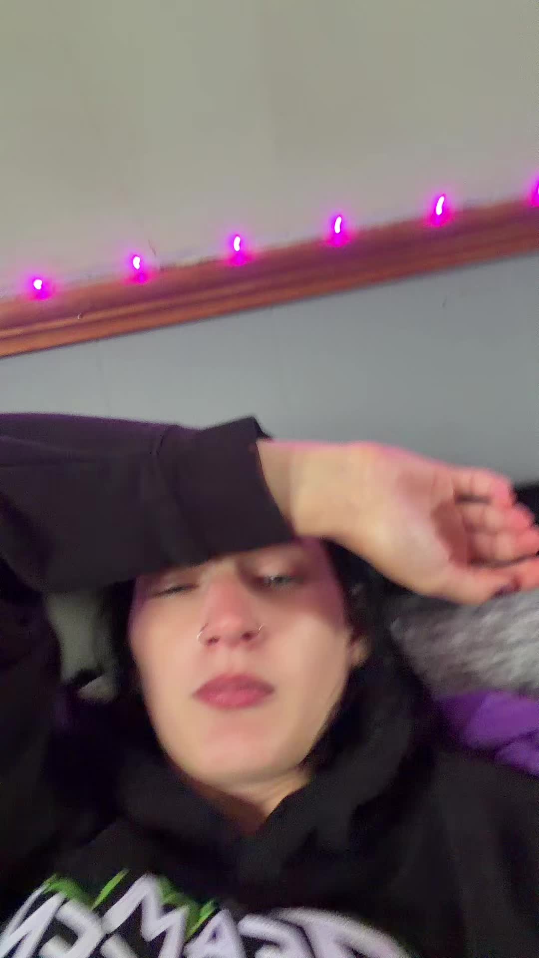 @Thebluechickennugget