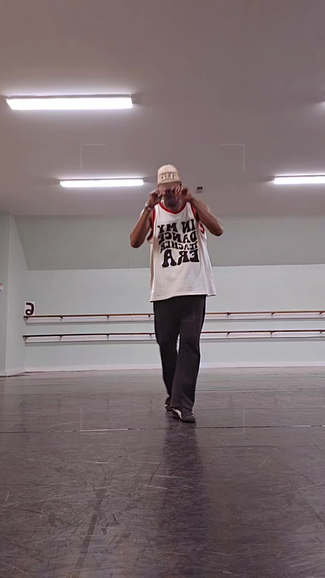 @Dancemachine
