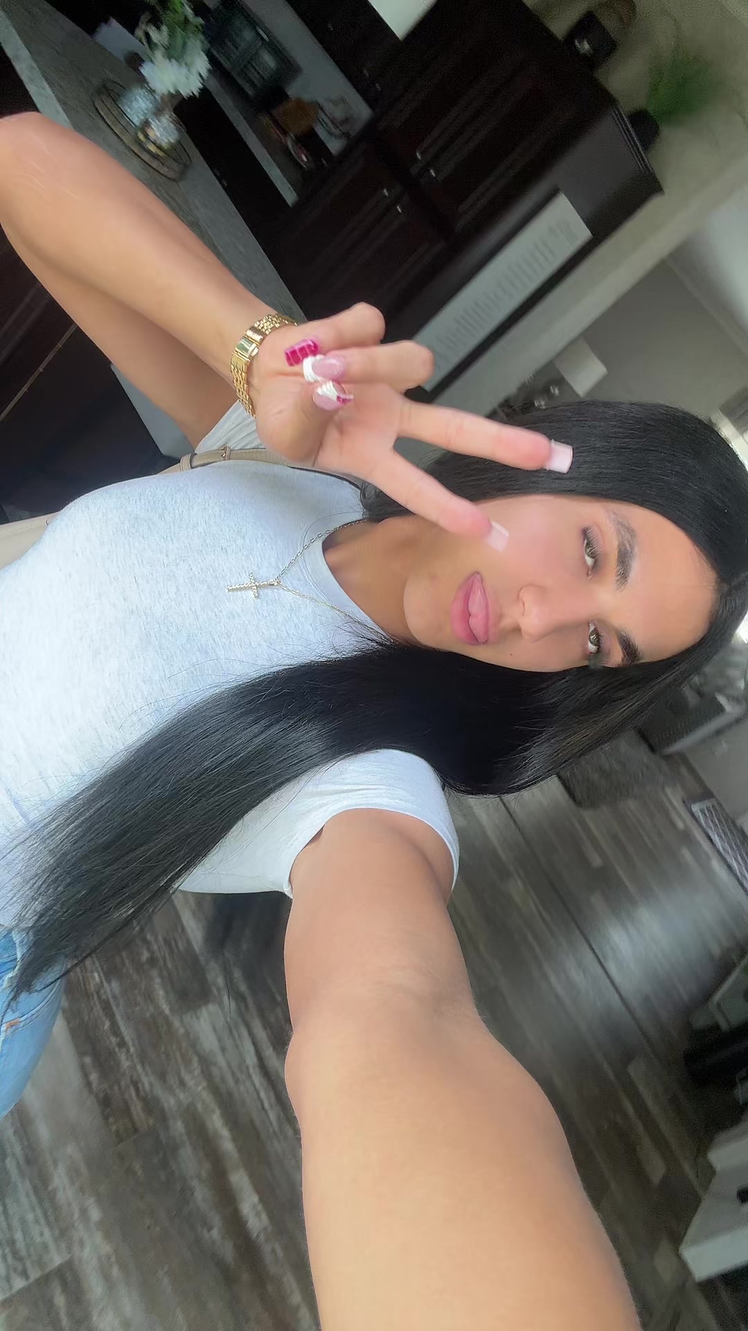 @Alex👸🏻
