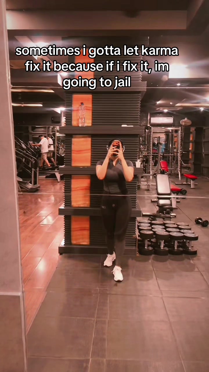 @Anna butt 🐆