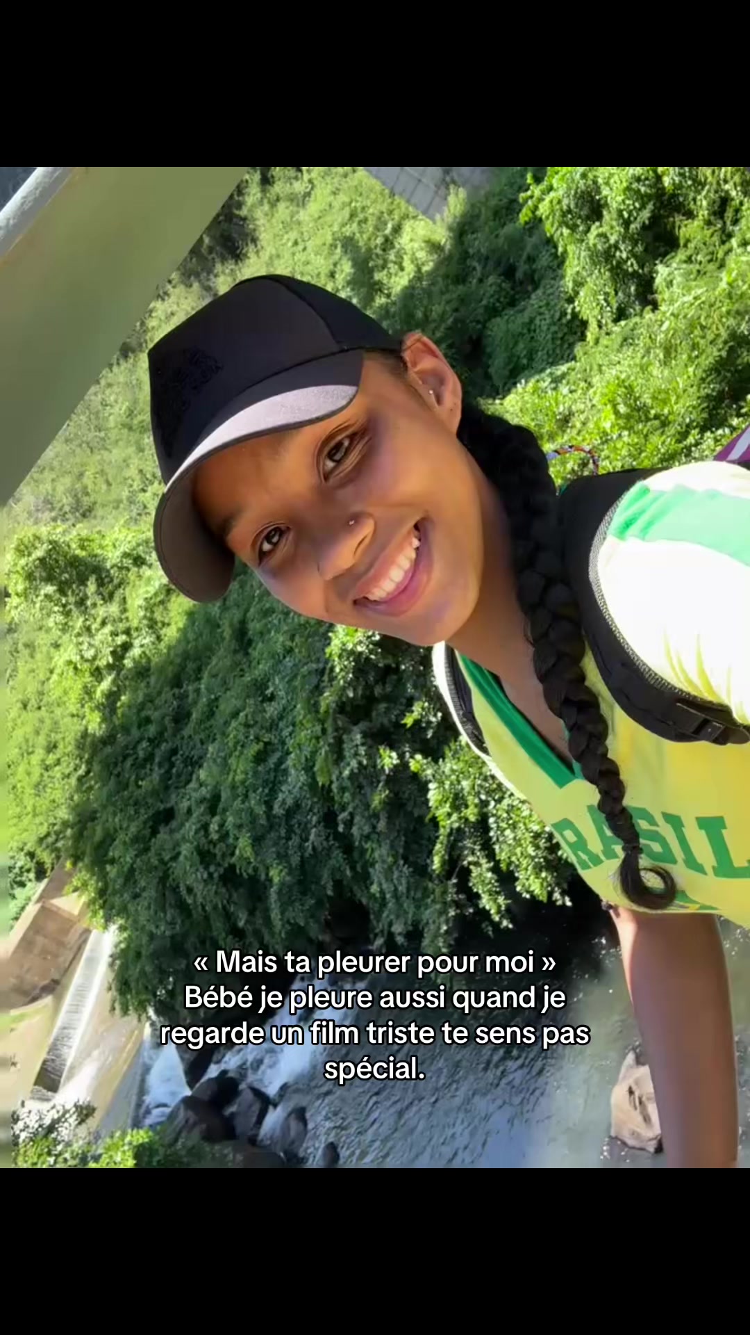 @Maï.