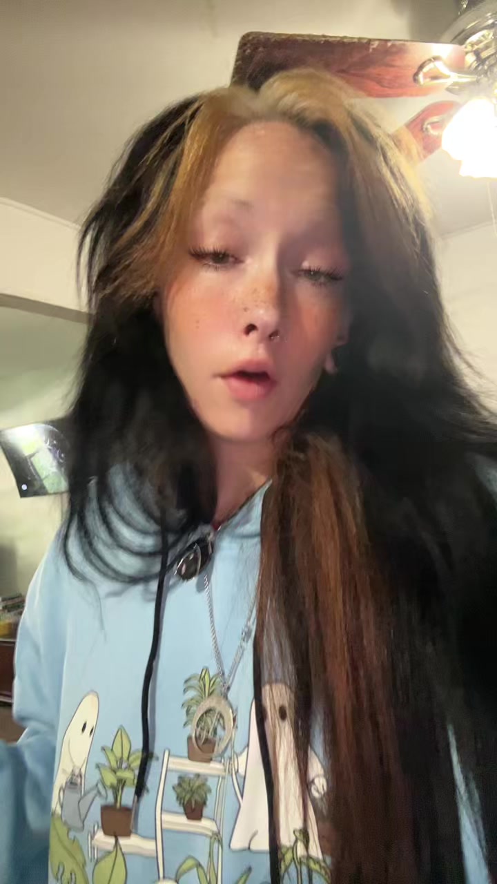 @little_miss_sm0kesal0t