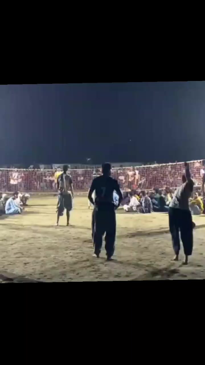 @ShAkiR BhUttA 🥰🍂