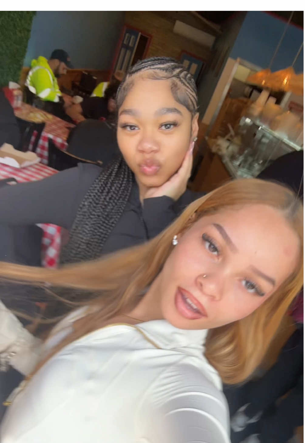 @listaa