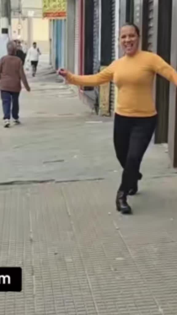 @Lilifeliz