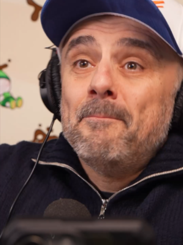 @GaryVee