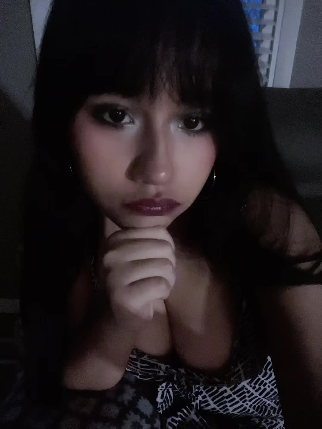 @isa ☮︎