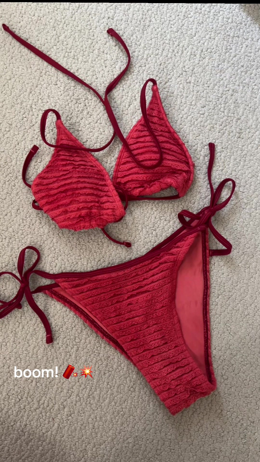 @champagnepoppie