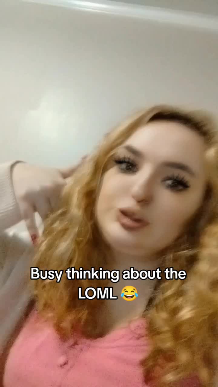 @LucyThiel.