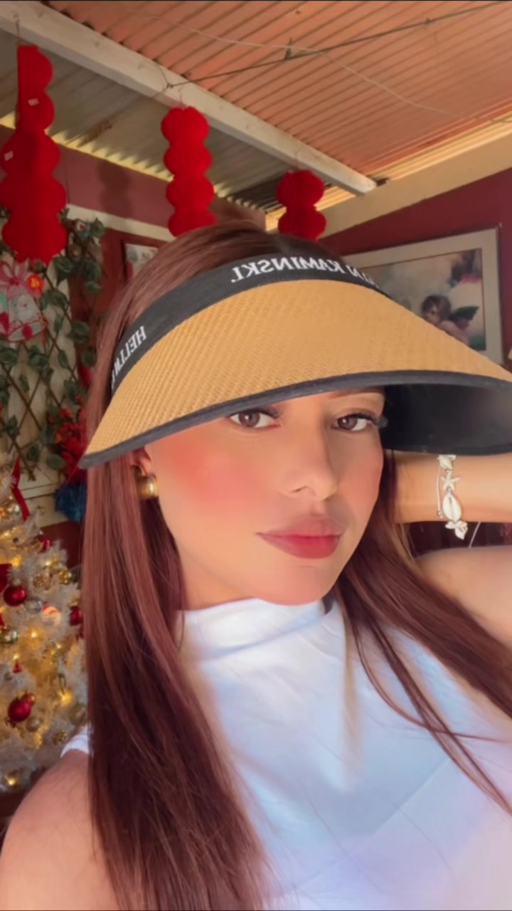 @𝑱 𝒂 𝒎 𝒊 𝒍 𝒆 𝒕 𝒉