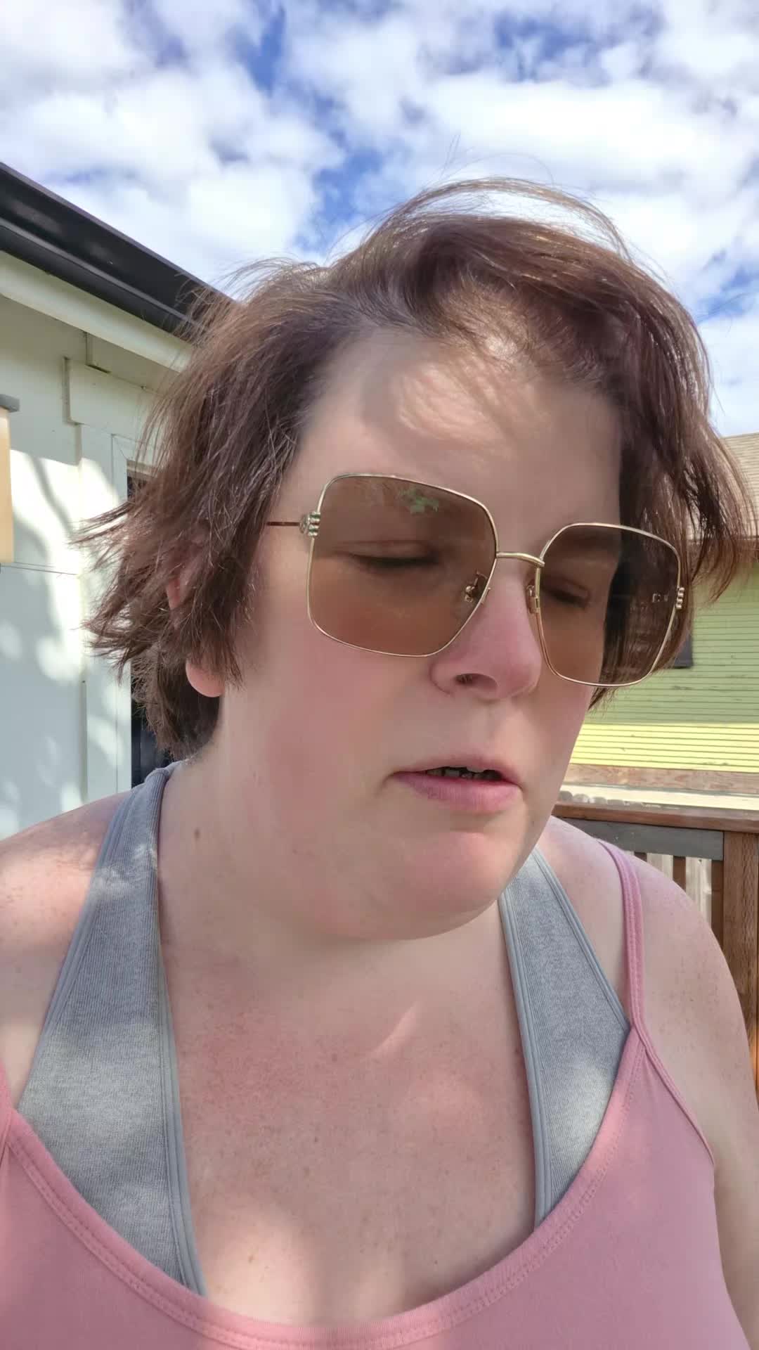 @Nealashitposts