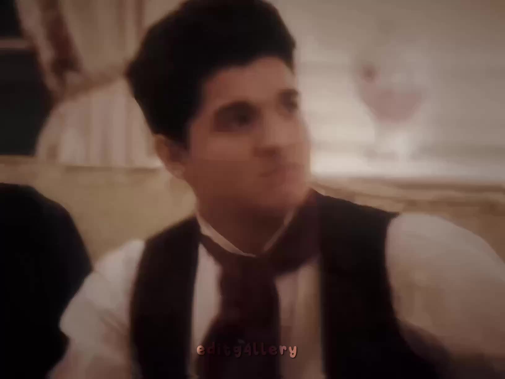 @🎞️