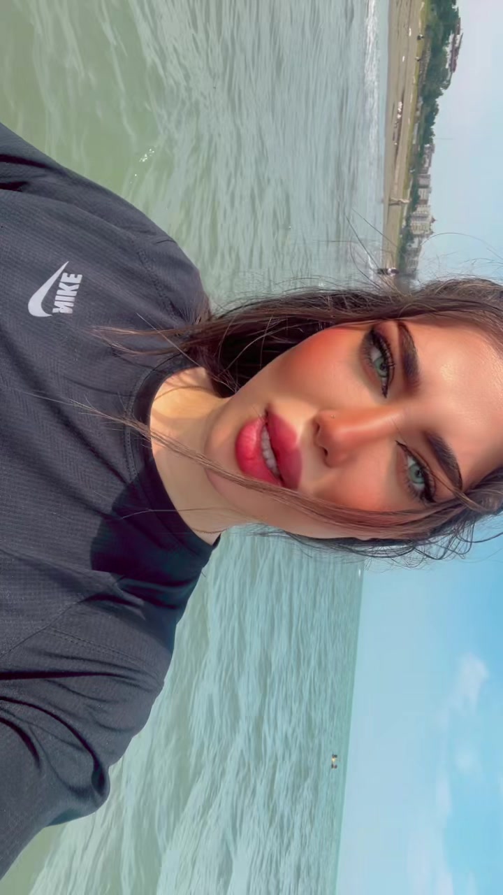 @donyaabbasi2003