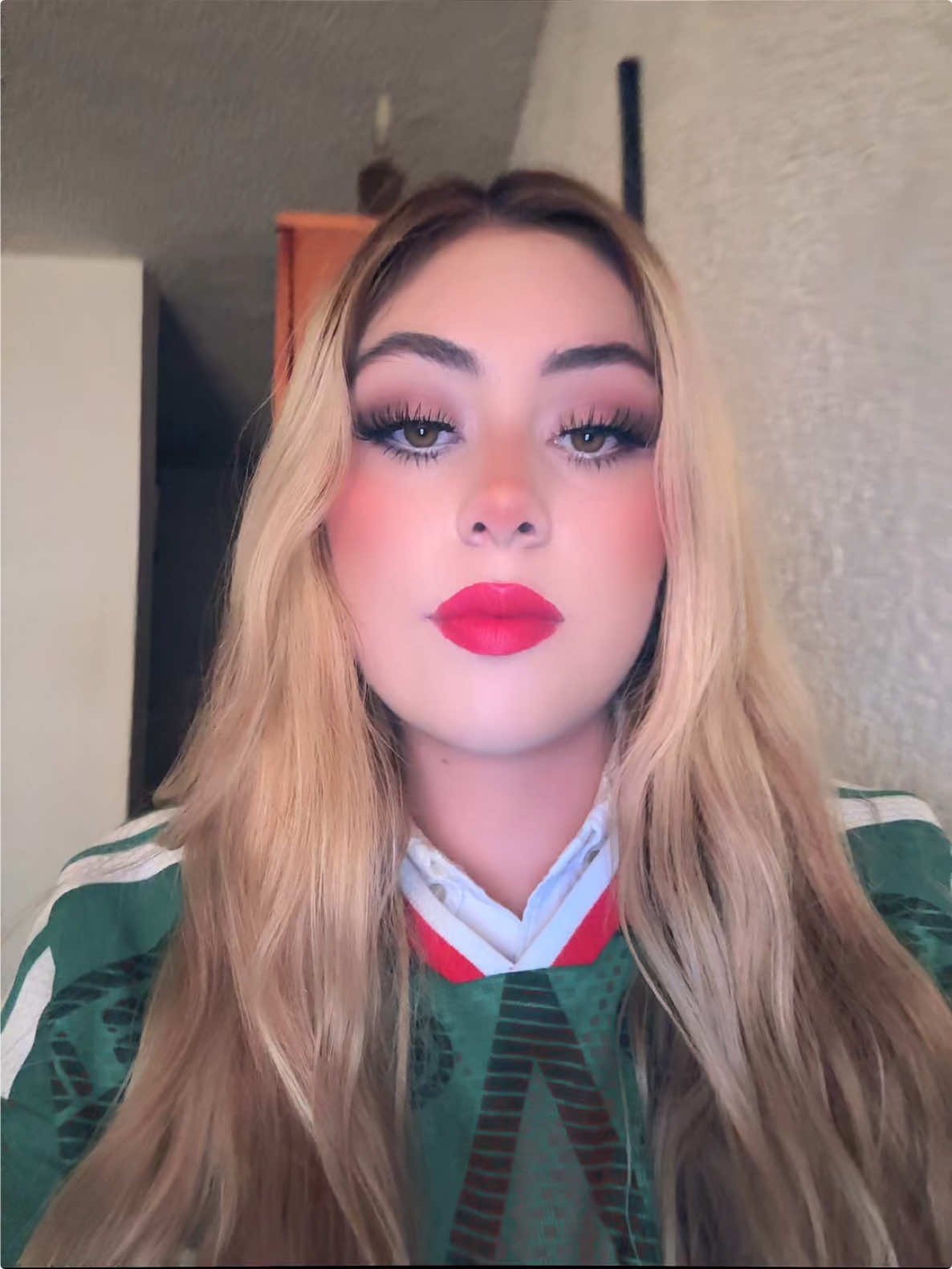 @Andrea D&iacute;az