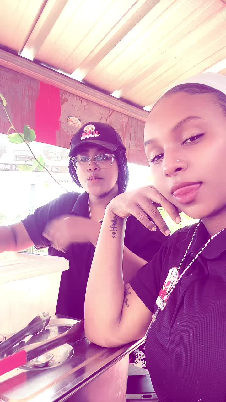 @L&auml; y&uuml;l&euml;😈👹