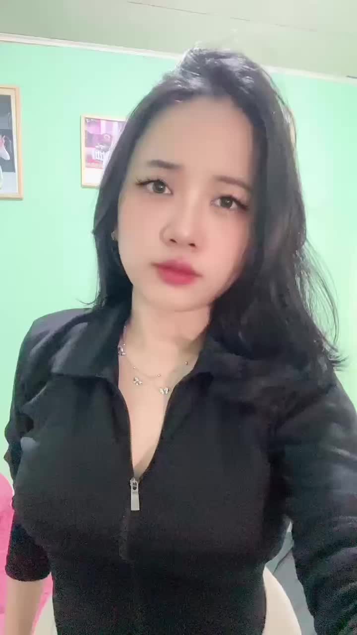 @April🌻