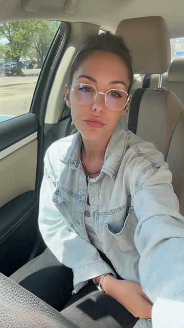 @thegirlfromboston