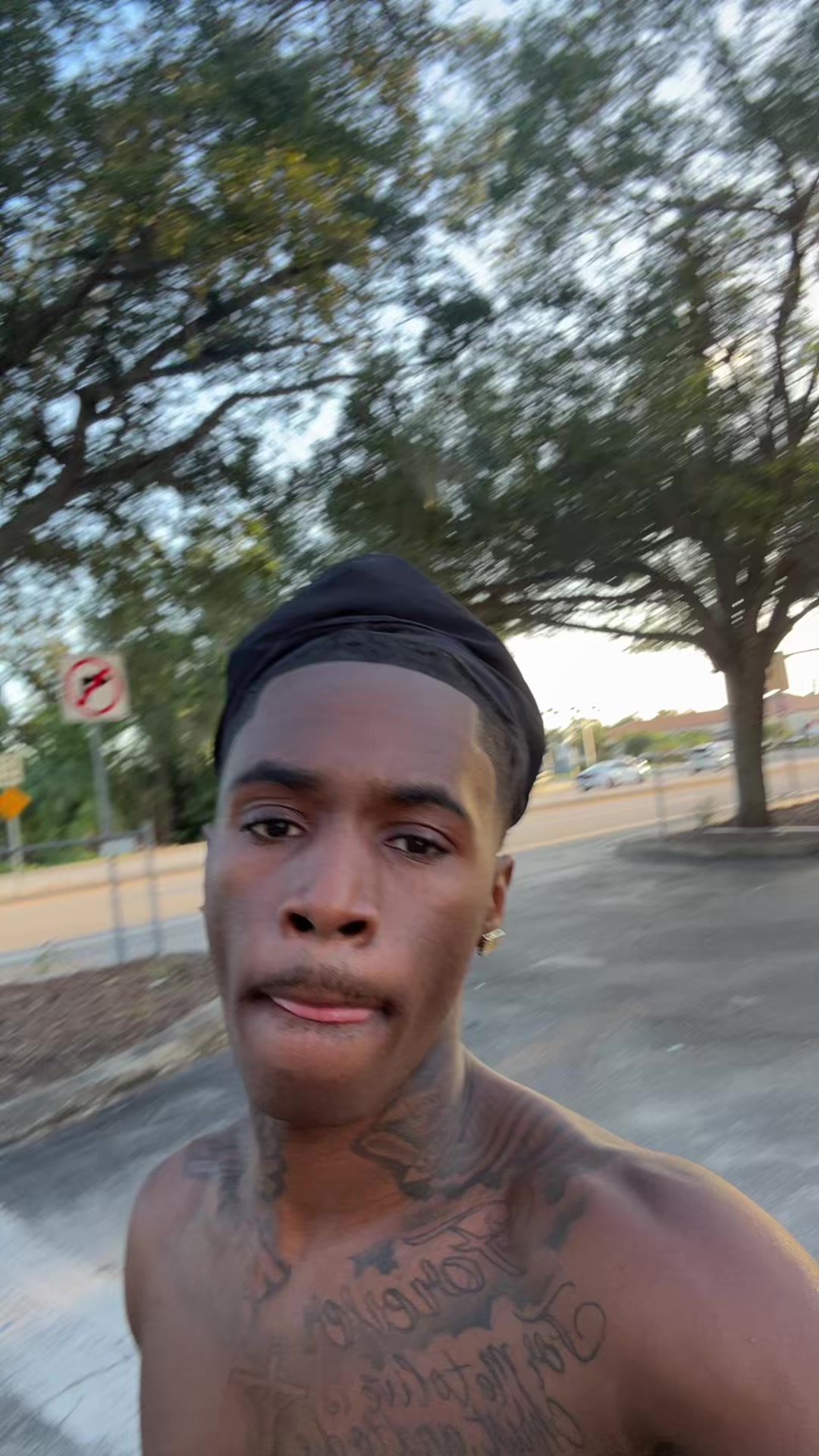 @zy