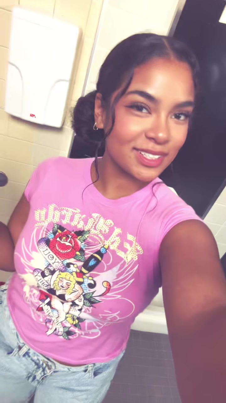 @julii 🎨
