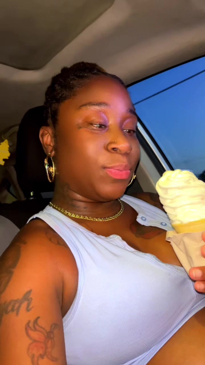 @Caliesha W