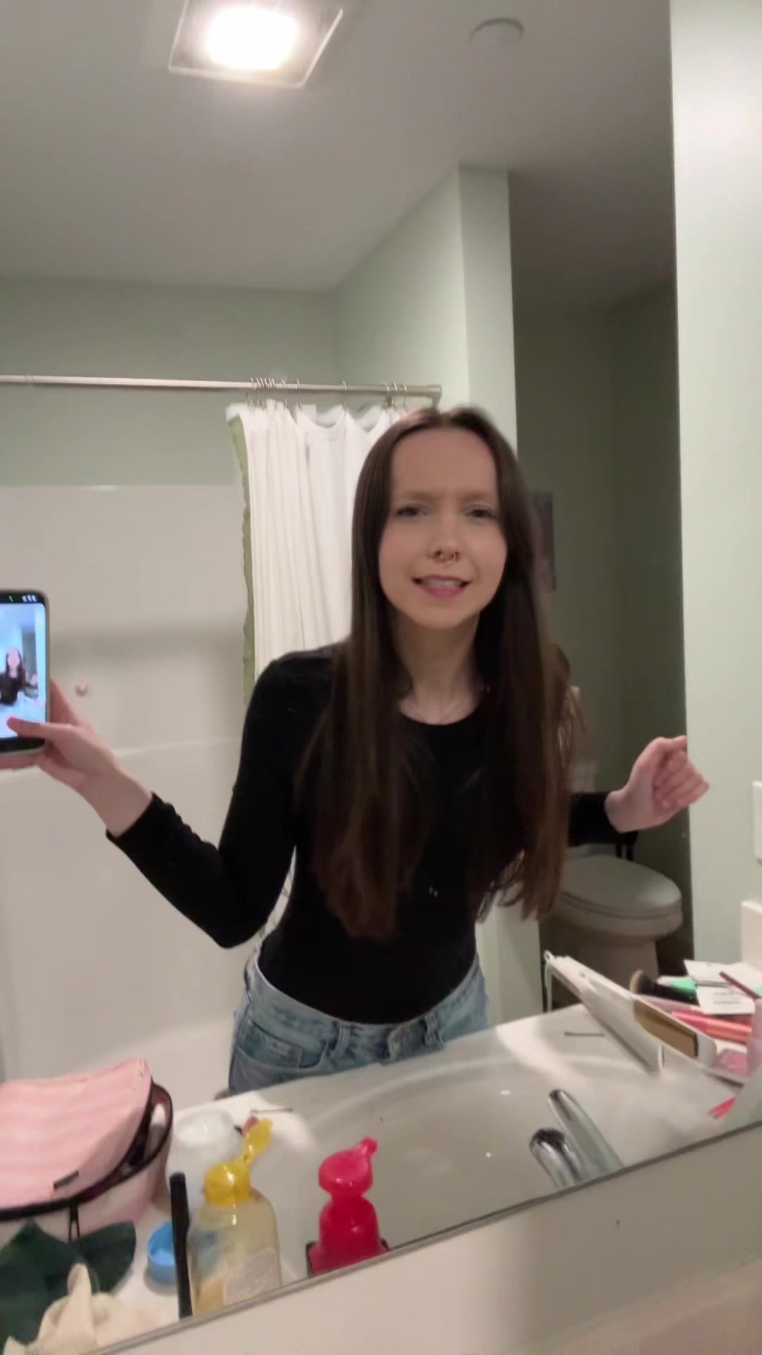 @chlo.