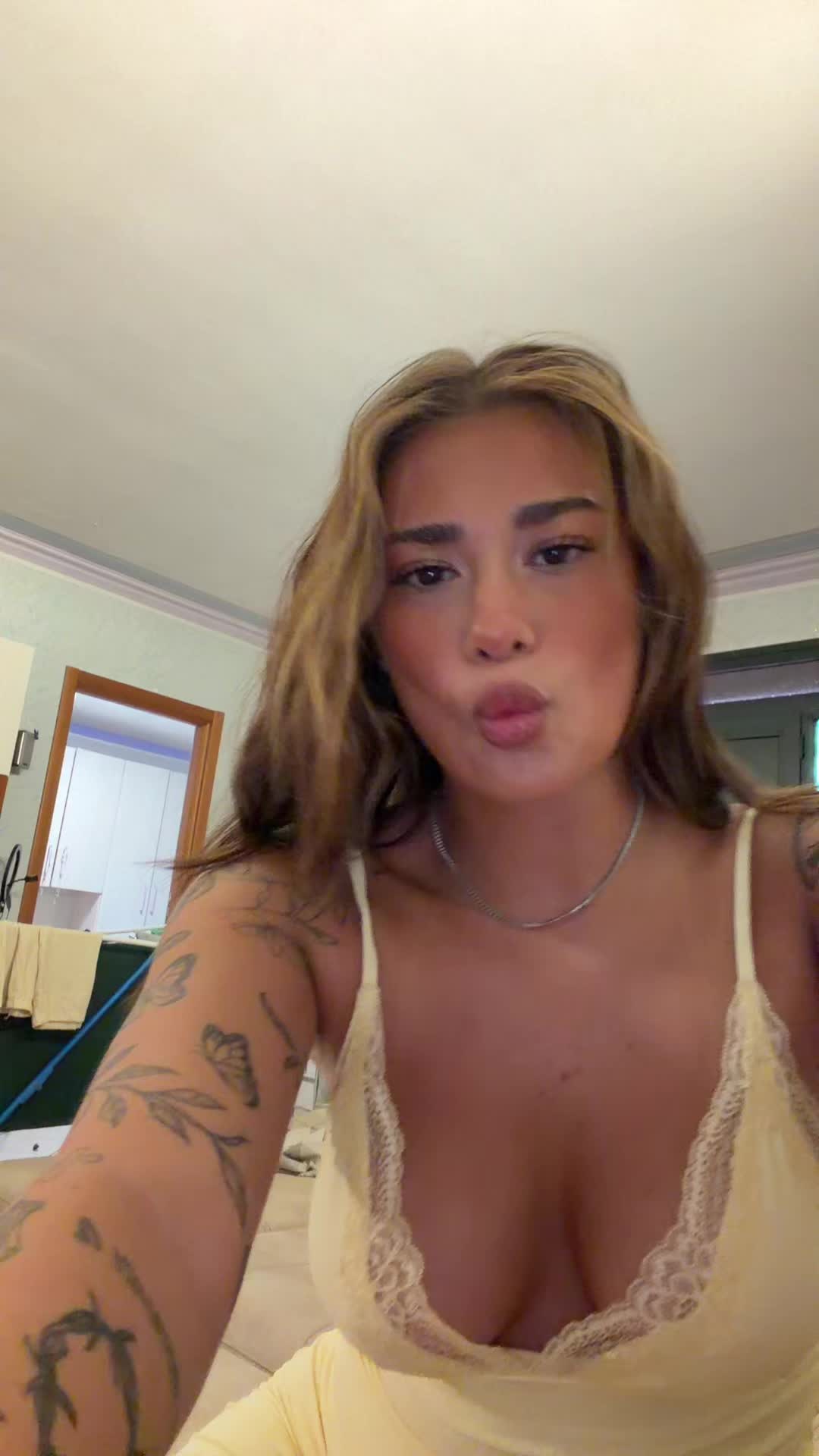 @asiaaapirro