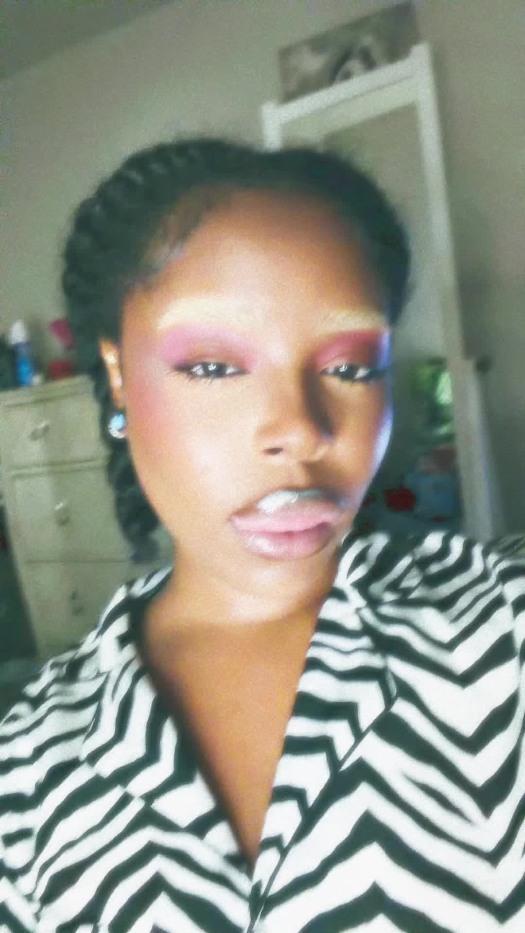 @auntiereny