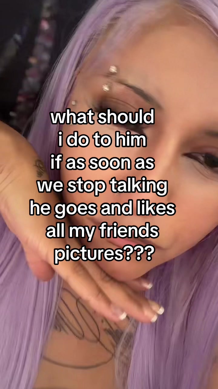 @aliciathebagchaser