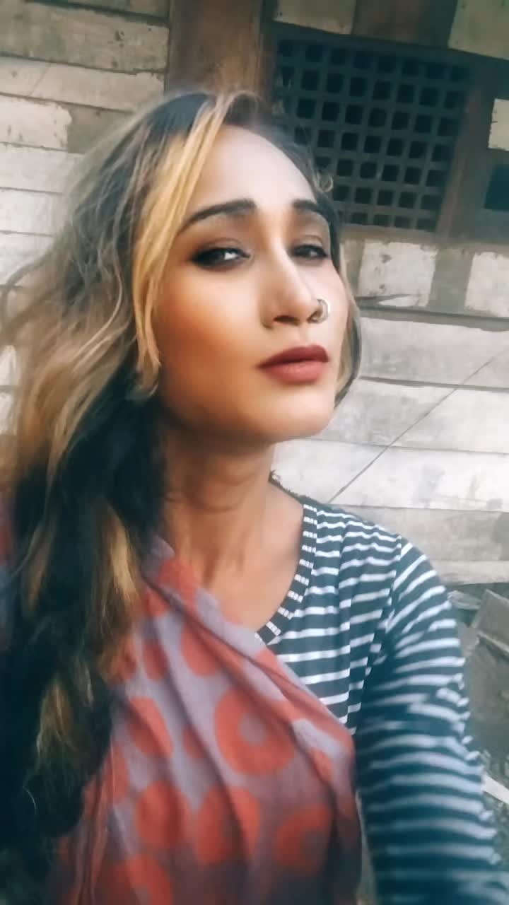 @සන්ජනා සේනානායක