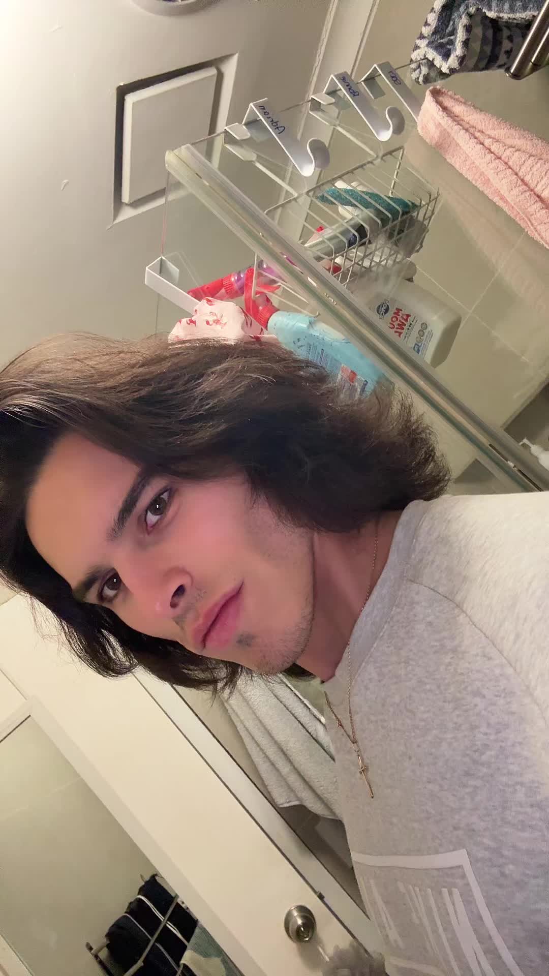 @EnikSuxks