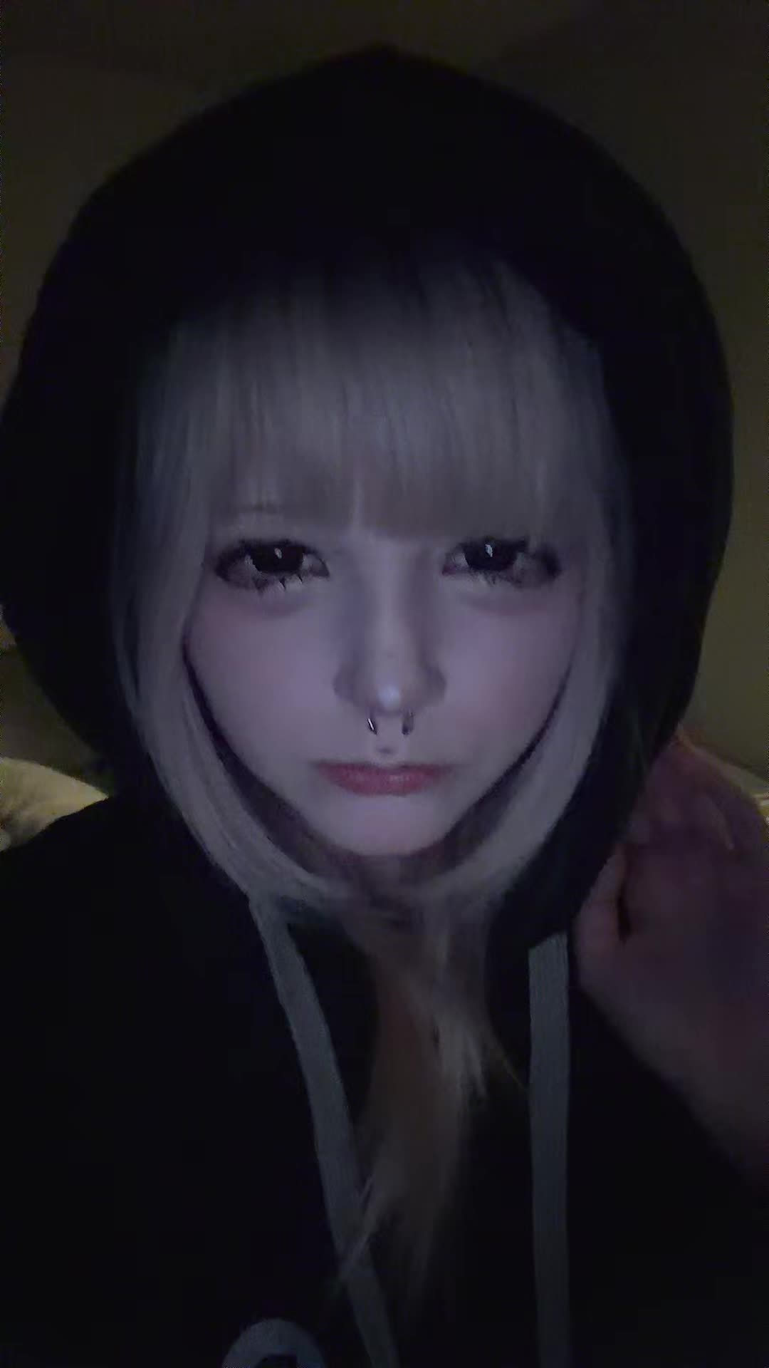 @(▀▀̮▀) Me: