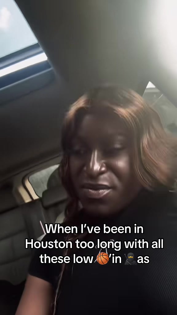 @Lyriibabii